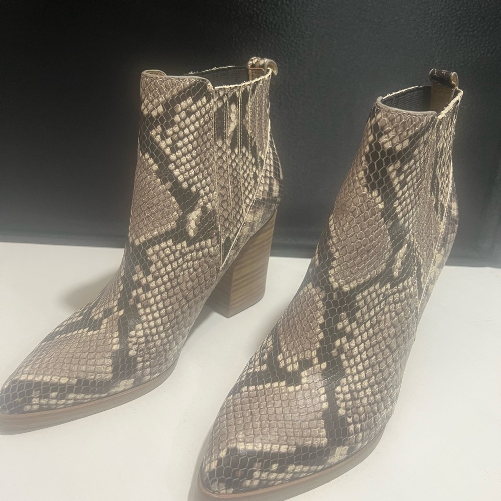 Marc Fisher Oshay Bootie Taupe